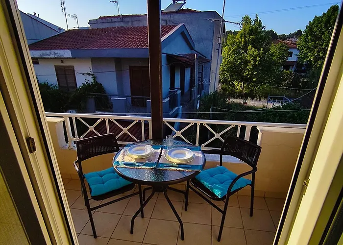Estella Siviri Apartment